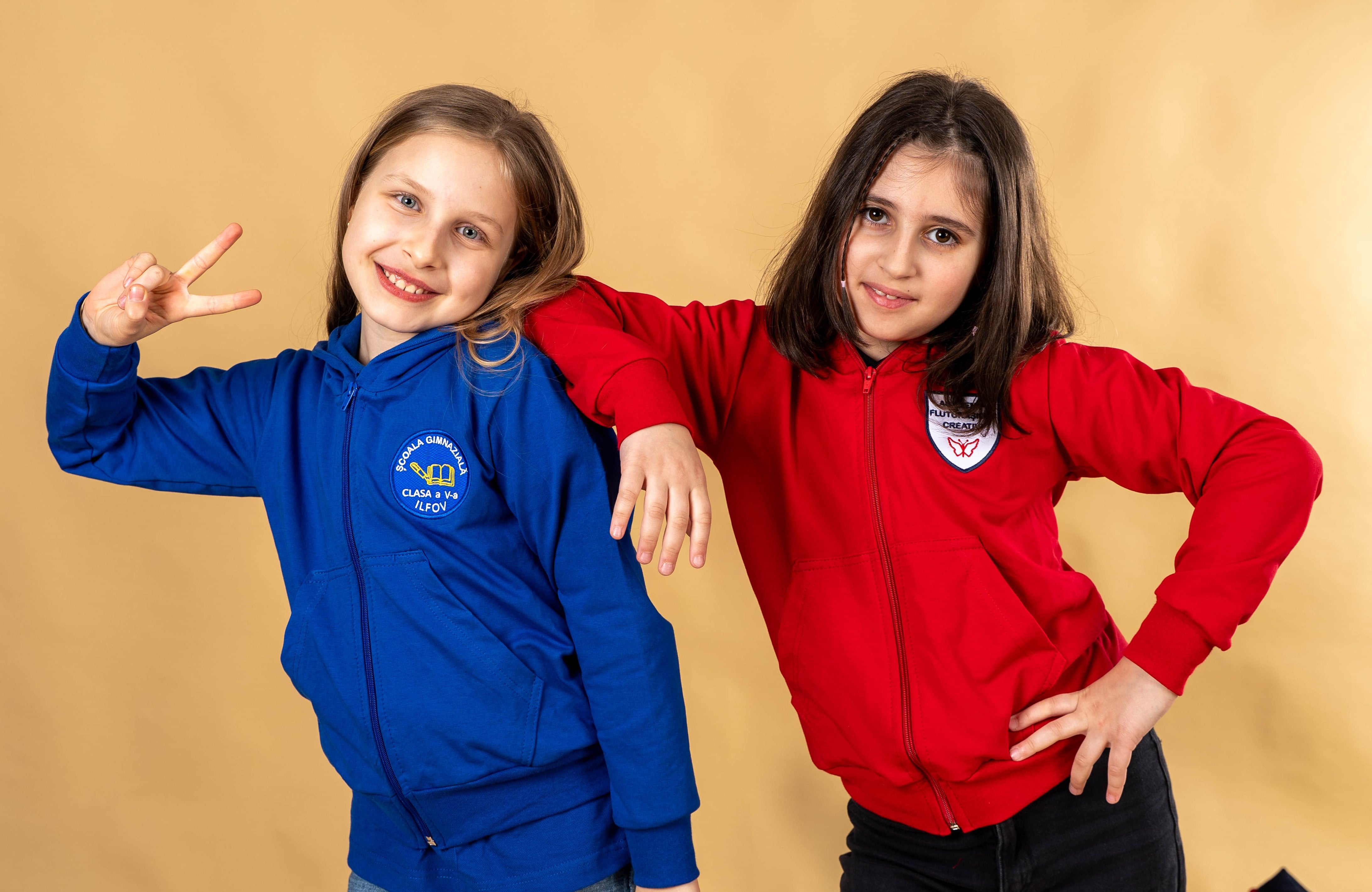 Hanorac pentru copii albastru si rosu  - BR29