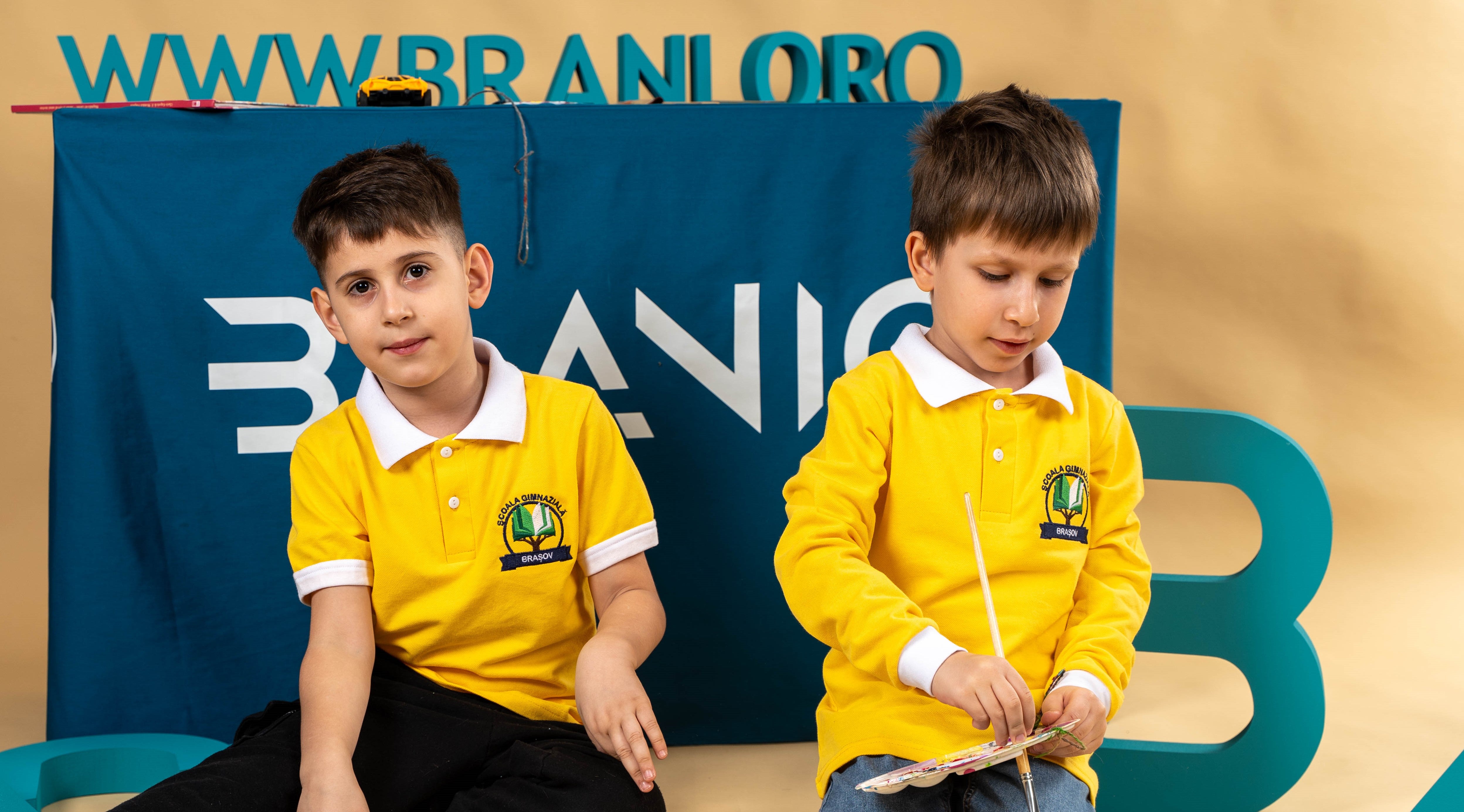 Tricou polo pentru copii bicolor galben/alb- BR23