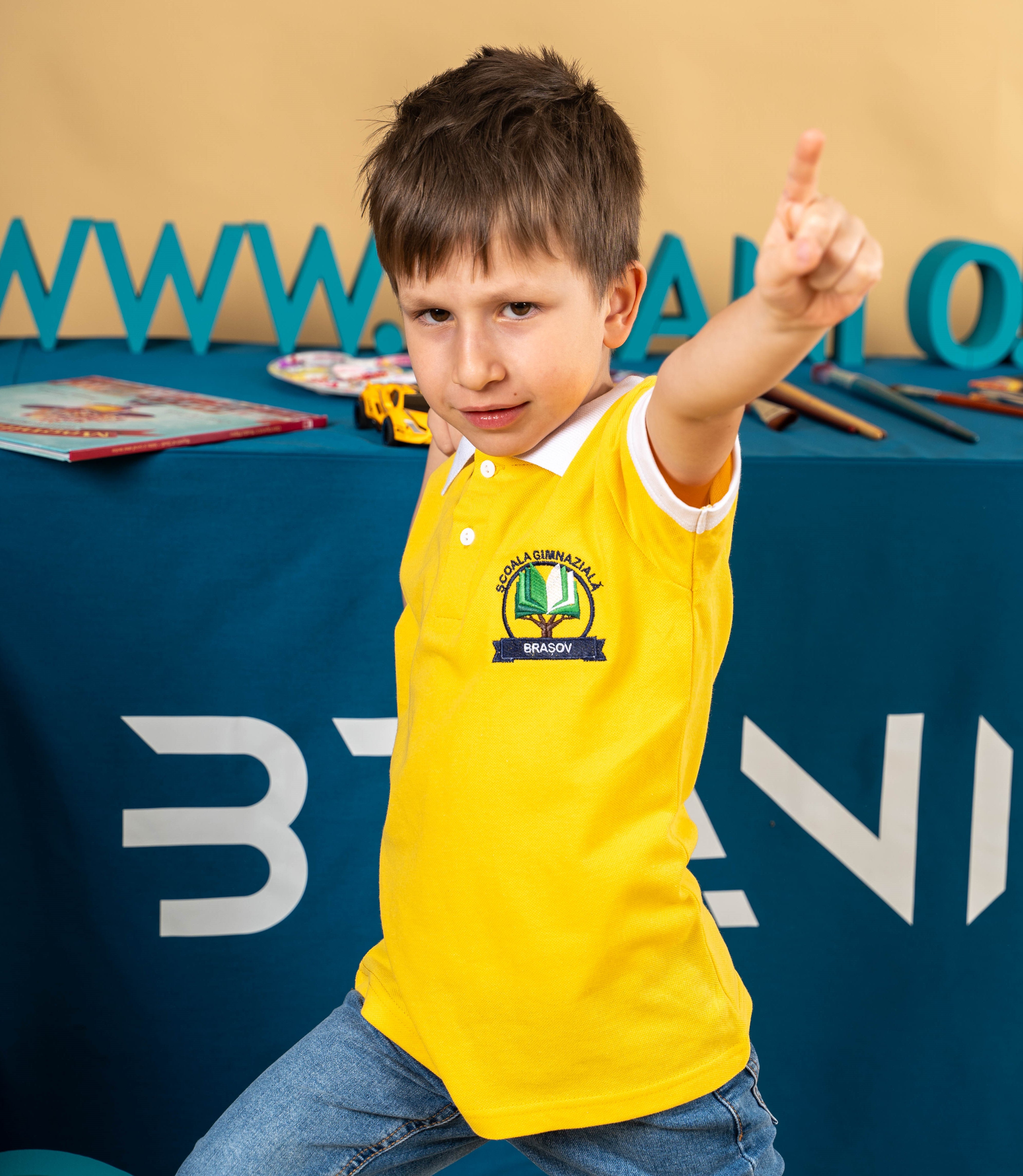 Tricou polo pentru copii cu maneca scurta galben/alb - BR25