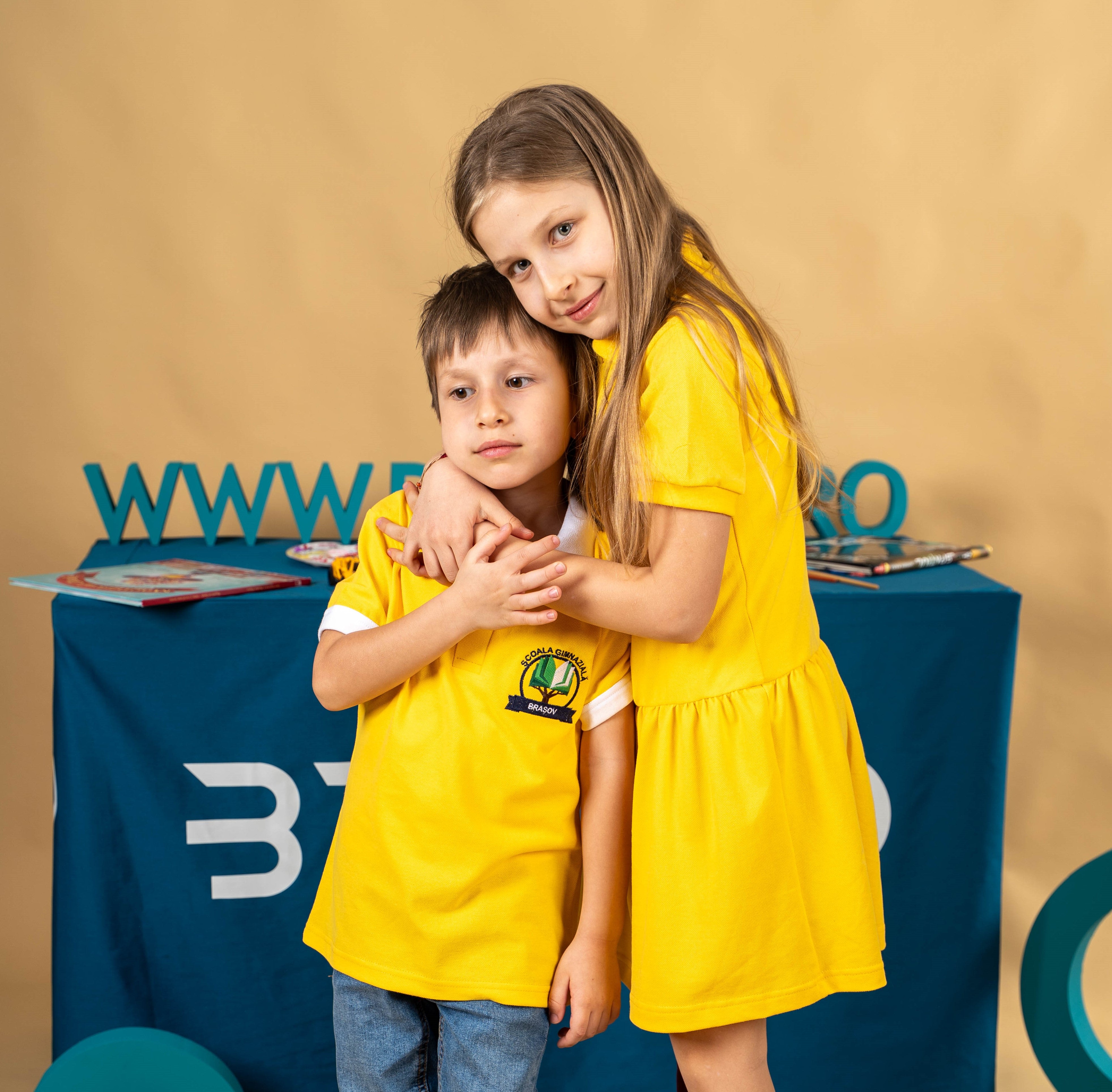 Tricou polo pentru copii cu maneca scurta galben/alb - BR25