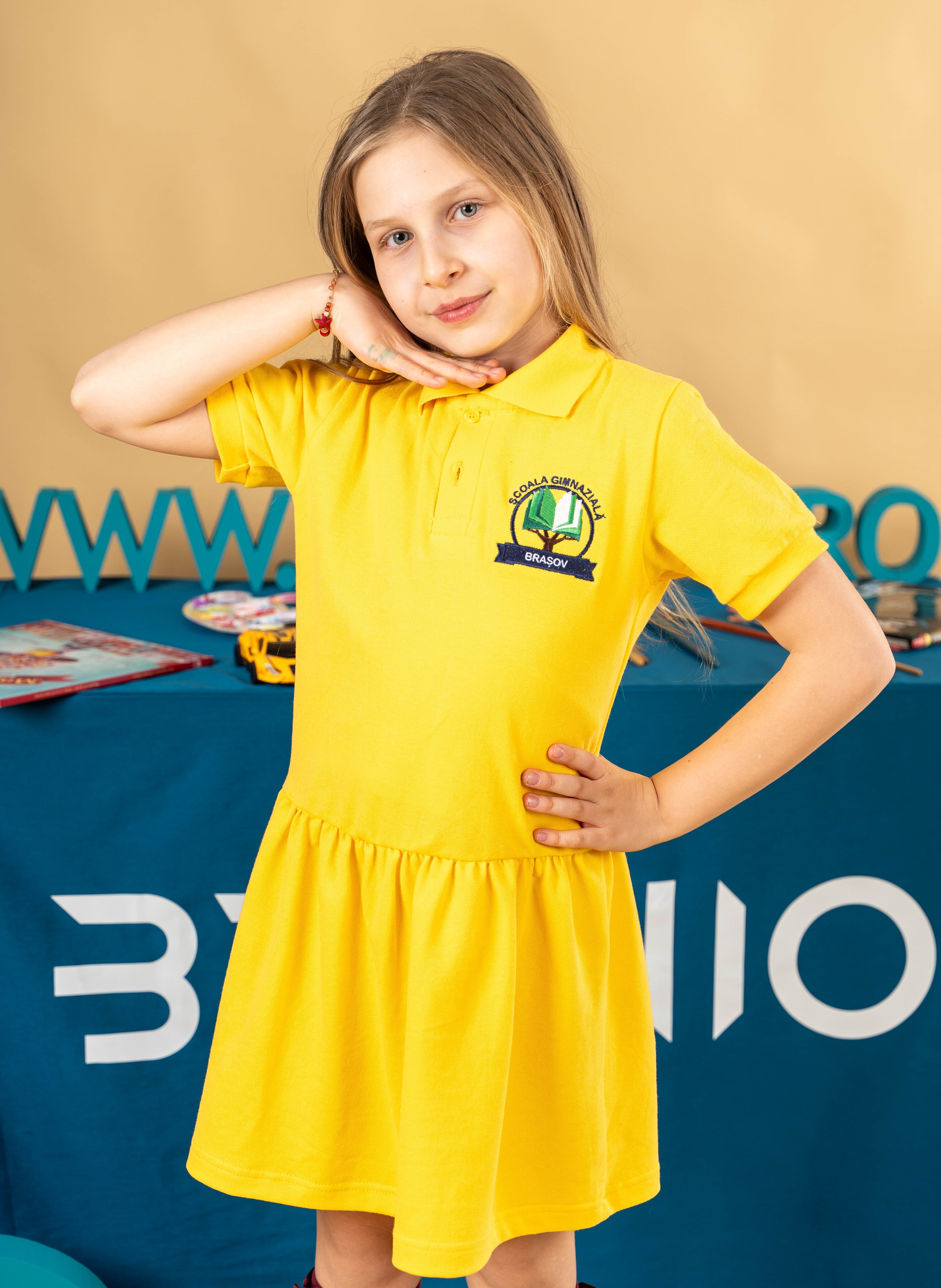 Sarafan fete maneca scurta galben