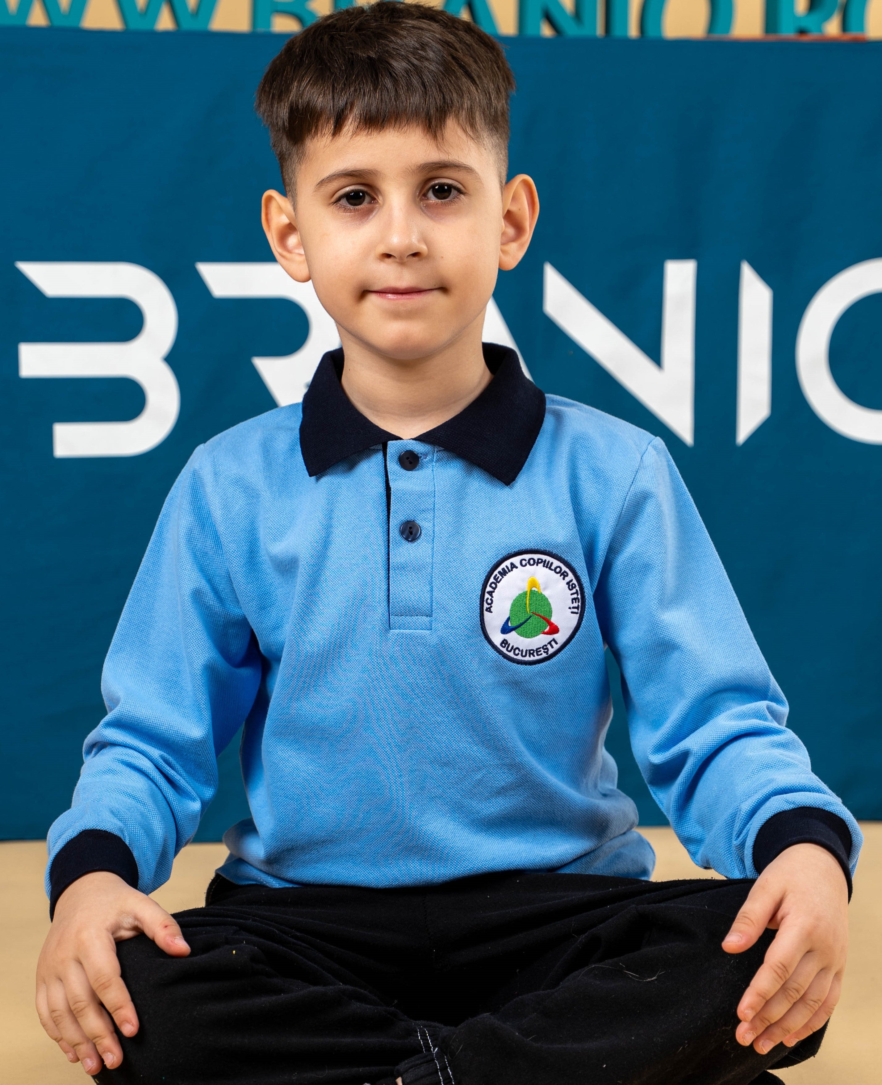 Tricouri polo bicolore cu mânecă lunga - Galben, verde, albastru, alb, negru, visiniu