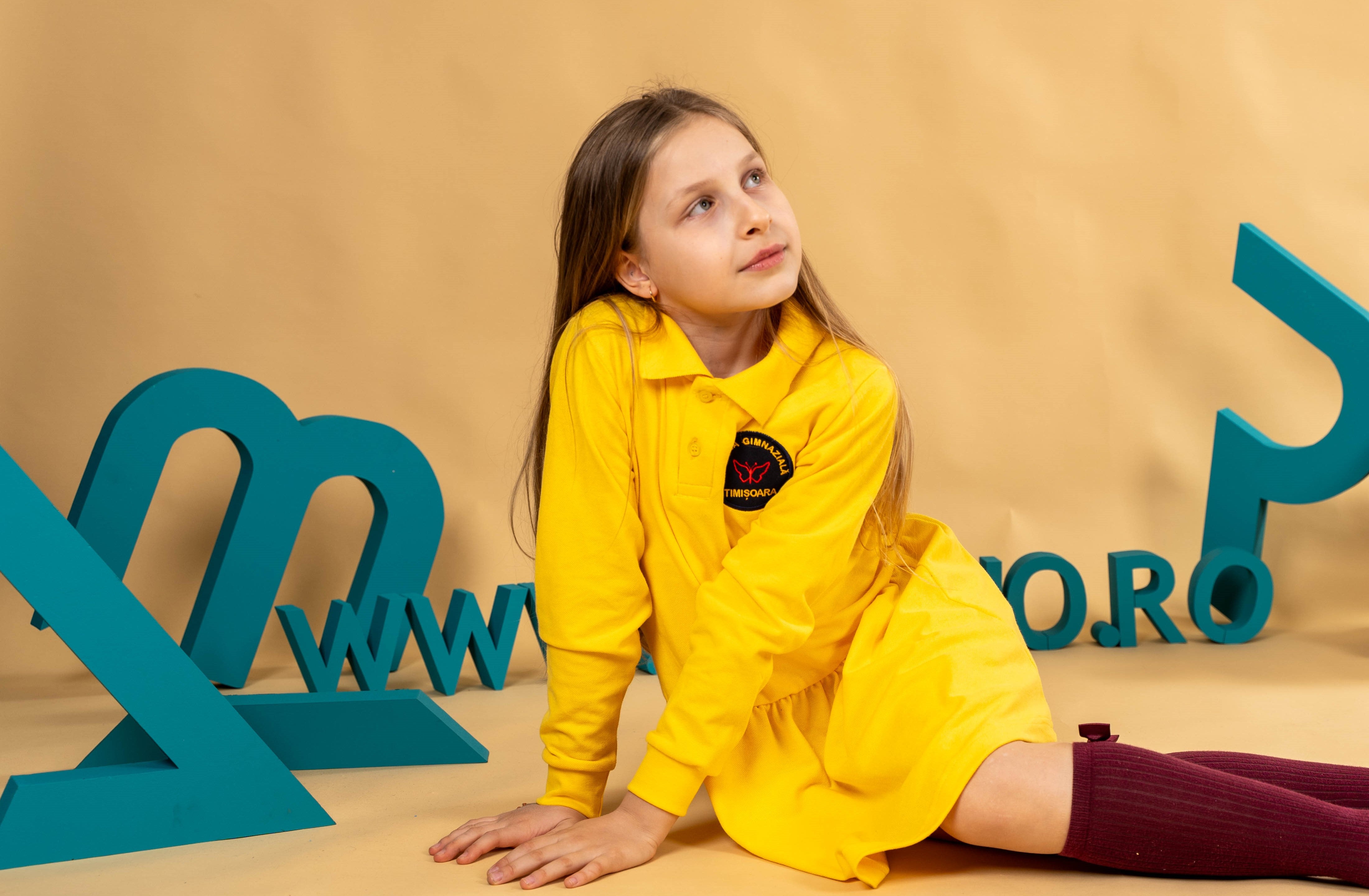 Sarafan fete maneca lunga galben